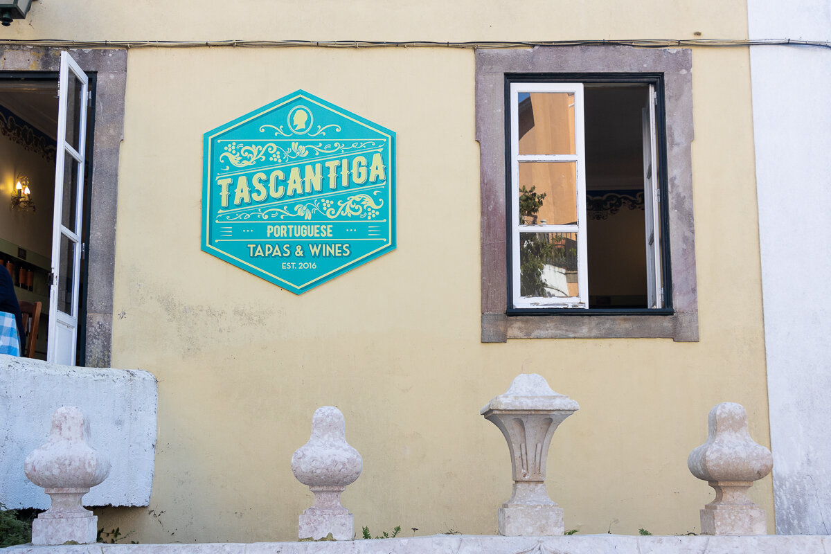 Façade du restaurant Tascantiga à Sintra