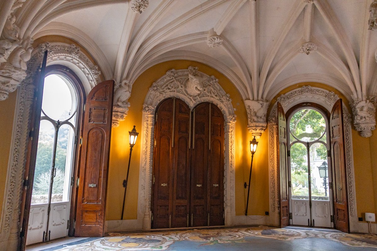 Salle à l'intérieur du palais