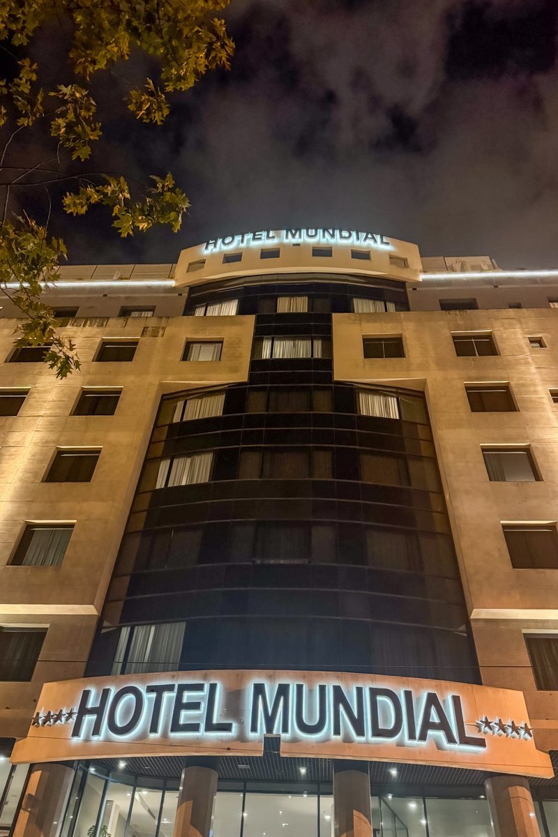 Facade de l'hôtel Mundial 