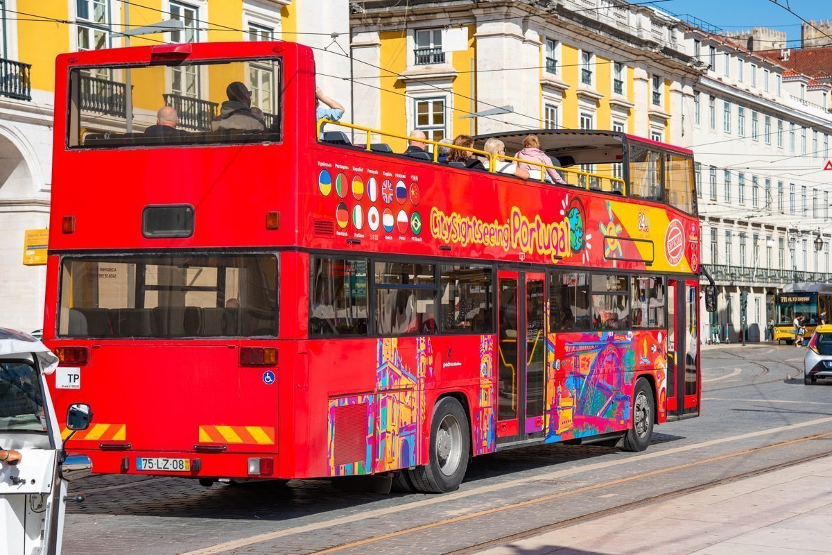 Bus touristique à étage