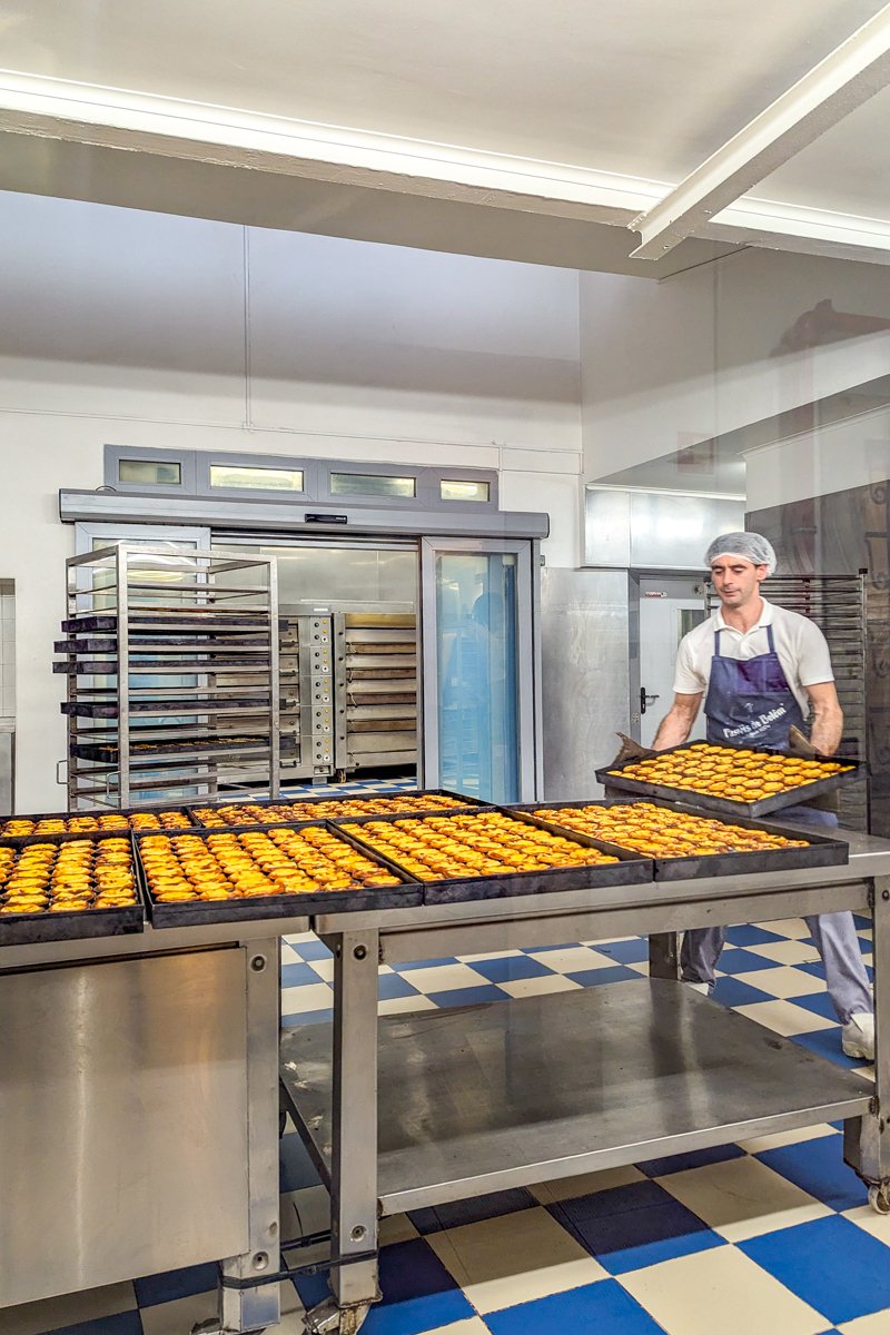 Fabrication des Pasteis de Belém