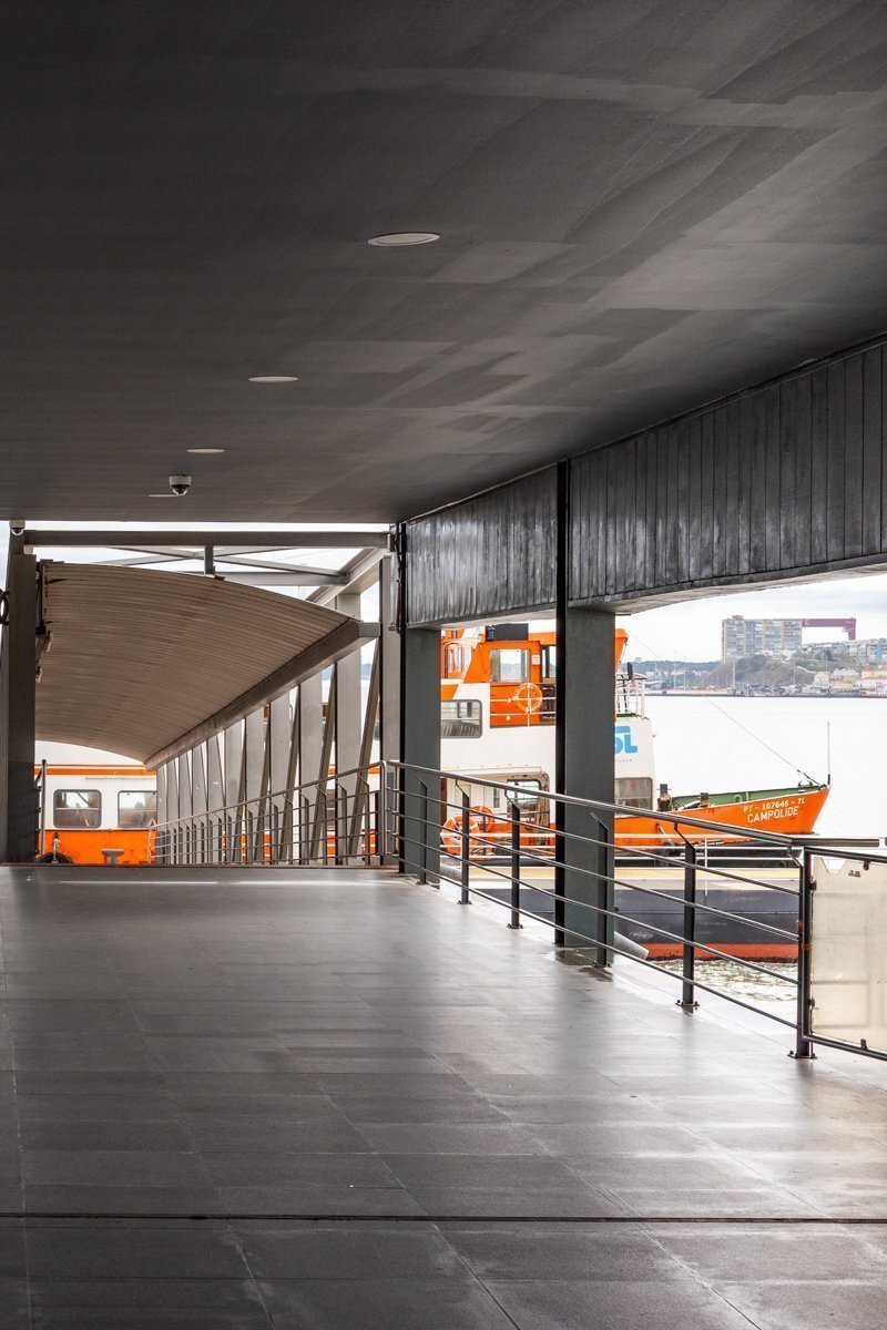 Quai d'embarquement pour prendre le ferry
