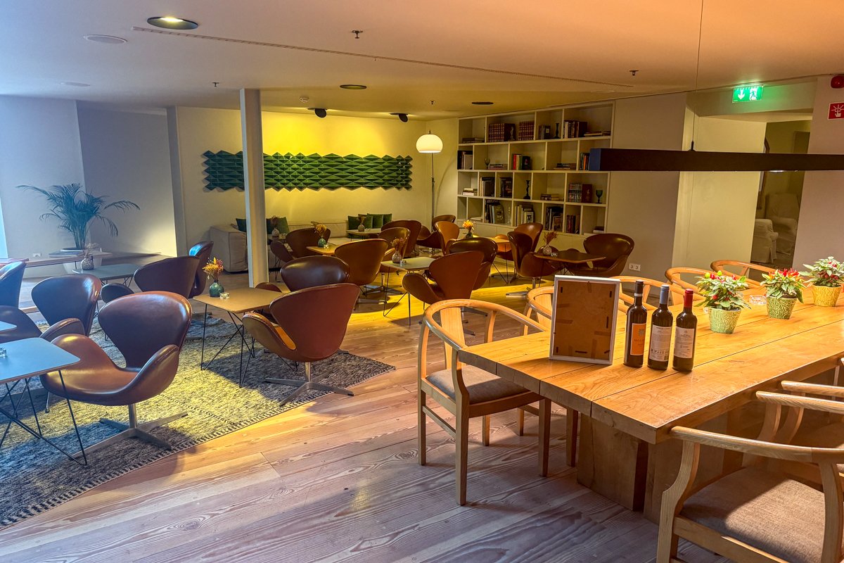 Intérieur du restaurant Memmo Alfama Terrasse